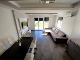 Eladó 150 m²-esikerház XVII. Kerület (Helikopter lakópark) , Helikopter lakópark: 217'000'000 Ft