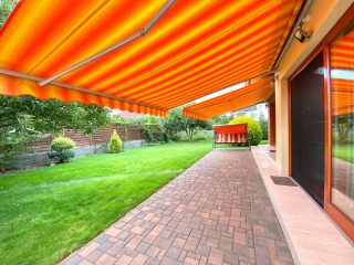 Eladó 180 m²-escsaládi ház XVII. Kerület (Helikopter lakópark) , Rákoshegy: 350'000'000 Ft