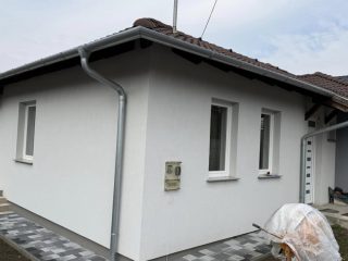 Eladó 105 m²-esikerház XVII. Kerület (Rákoscsaba) , Battonya utca környékén lévő utca: 139'000'000 Ft