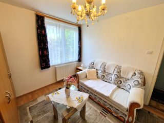 Eladó 192 m²-escsaládi ház XVII. Kerület (Rákoscsaba) , Gerecsehida utca: 199'000'000 Ft