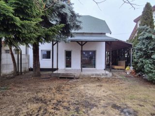 Eladó 140 m²-esikerház XVII. Kerület (Rákoscsaba) , Kucorgó tér környéki utca: 139'000'000 Ft