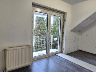 Eladó 140 m²-esikerház XVII. Kerület (Rákoscsaba) , Kucorgó tér környéki utca: 139'000'000 Ft