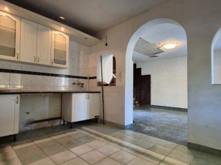Eladó 140 m²-esikerház XVII. Kerület (Rákoscsaba) , Kucorgó tér környéki utca: 139'000'000 Ft