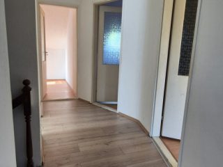 Eladó 140 m²-esikerház XVII. Kerület (Rákoscsaba) , Kucorgó tér környéki utca: 139'000'000 Ft