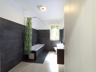 Kiadó 94 m²-escsaládi ház XVII. Kerület (Rákoscsaba) , Kucorgó tér közeli utca: 480'000 Ft