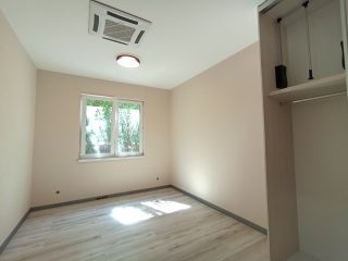 Kiadó 94 m²-escsaládi ház XVII. Kerület (Rákoscsaba) , Kucorgó tér közeli utca: 480'000 Ft