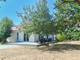 Kiadó 94 m²-escsaládi ház XVII. Kerület (Rákoscsaba) , Kucorgó tér közeli utca: 480'000 Ft