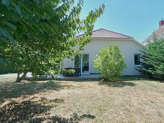 Kiadó 94 m²-escsaládi ház XVII. Kerület (Rákoscsaba) , Kucorgó tér közeli utca: 480'000 Ft