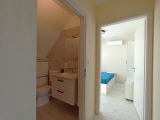 Kiadó 72 m²-estársasházi lakás XVII. Kerület (Rákoscsaba) , Kucorgó tér közeli utca: 260'000 Ft
