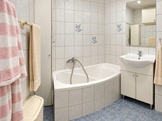 Eladó 128 m²-esikerház XVII. Kerület (Rákoscsaba) , Pesti út: 99'000'000 Ft