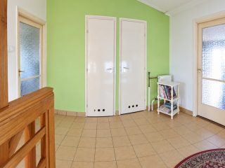 Eladó 128 m²-esikerház XVII. Kerület (Rákoscsaba) , Pesti út: 99'000'000 Ft