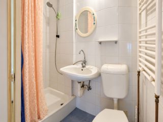 Eladó 128 m²-esikerház XVII. Kerület (Rákoscsaba) , Pesti út: 99'000'000 Ft