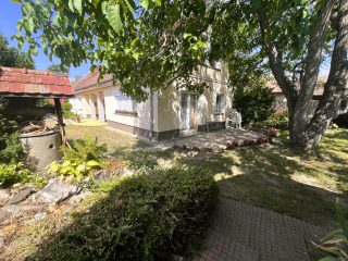 Eladó 220 m²-escsaládi ház XVII. Kerület (Rákoscsaba) , Rákoscsaba: 149'900'000 Ft