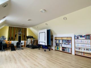 Eladó 220 m²-escsaládi ház XVII. Kerület (Rákoscsaba) , Rákoscsaba: 149'900'000 Ft