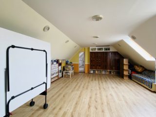 Eladó 220 m²-escsaládi ház XVII. Kerület (Rákoscsaba) , Rákoscsaba: 149'900'000 Ft