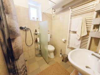 Eladó 122 m²-escsaládi ház XVII. Kerület (Rákoscsaba) , Rákoscsaba csendes utca: 119'900'000 Ft