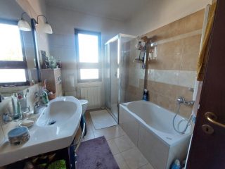 Eladó 150 m²-esikerház XVII. Kerület (Rákoscsaba) , Tápiószele utca: 119'900'000 Ft