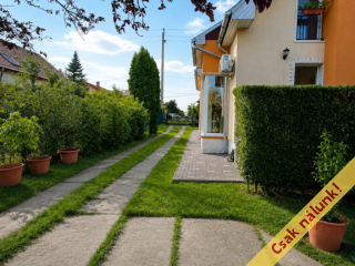 Eladó 155 m²-escsaládi ház XVII. Kerület (Rákoscsaba Újtelep) , Almásháza utca: 189'000'000 Ft