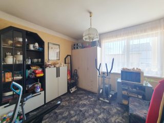 Eladó 118 m²-escsaládi ház XVII. Kerület (Rákoscsaba Újtelep) , Diadal utca közeli utca: 126'900'000 Ft