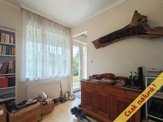 Eladó 103 m²-estársasházi lakás XVII. Kerület (Rákoscsaba Újtelep) , Hidasnémeti utca közeli utca: 119'000'000 Ft