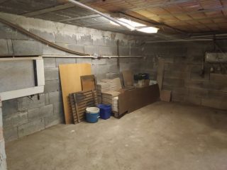 Kiadó 80 m²-eslogisztika - raktározás XVII. Kerület (Rákoscsaba Újtelep) , Naplás tó környékén lévő utca: 130'000 Ft