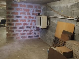 Kiadó 80 m²-eslogisztika - raktározás XVII. Kerület (Rákoscsaba Újtelep) , Naplás tó környékén lévő utca: 130'000 Ft