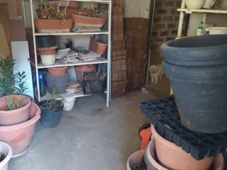 Kiadó 80 m²-eslogisztika - raktározás XVII. Kerület (Rákoscsaba Újtelep) , Naplás tó környékén lévő utca: 130'000 Ft