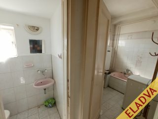 Eladó 134 m²-escsaládi ház XVII. Kerület (Rákoscsaba Újtelep) , Naplás út közelében utca: 79'900'000 Ft