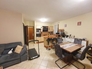 Eladó 117 m²-esikerház XVII. Kerület (Rákoscsaba Újtelep) , Naplás út közeli csendes utca: 126'500'000 Ft