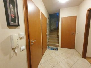 Eladó 117 m²-esikerház XVII. Kerület (Rákoscsaba Újtelep) , Naplás út közeli csendes utca: 126'500'000 Ft