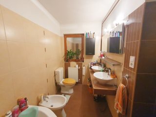Eladó 117 m²-esikerház XVII. Kerület (Rákoscsaba Újtelep) , Naplás út közeli csendes utca: 126'500'000 Ft