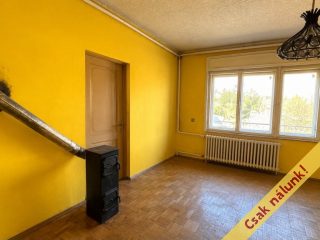 Eladó 150 m²-escsaládi ház XVII. Kerület (Rákoscsaba) , Zrinyi út közeli csendes utca: 250'000'000 Ft