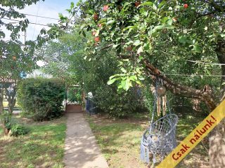 Eladó 42 m²-escsaládi ház XVII. Kerület (Rákoscsaba) , Zrínyi utca: 52'500'000 Ft