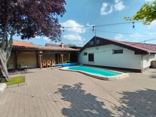 Eladó 500 m²-esegyéb üzlethelyiség XVII. Kerület (Rákoshegy) , Alsórákoshegy utca: 380'000'000 Ft