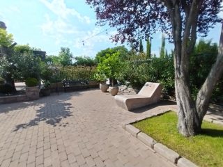 Eladó 500 m²-esegyéb üzlethelyiség XVII. Kerület (Rákoshegy) , Alsórákoshegy utca: 380'000'000 Ft