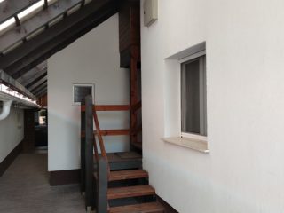 Eladó 500 m²-esegyéb üzlethelyiség XVII. Kerület (Rákoshegy) , Alsórákoshegy utca: 380'000'000 Ft