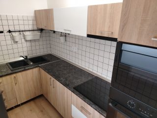 Eladó 500 m²-esegyéb üzlethelyiség XVII. Kerület (Rákoshegy) , Alsórákoshegy utca: 380'000'000 Ft