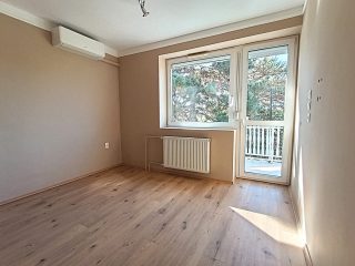 Kiadó 67 m²-esházrész XVII. Kerület (Rákoshegy) , Baross utca közeli utca: 280'000 Ft