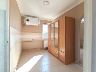 Kiadó 67 m²-esházrész XVII. Kerület (Rákoshegy) , Baross utca közeli utca: 280'000 Ft
