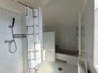 Kiadó 67 m²-esházrész XVII. Kerület (Rákoshegy) , Baross utca közeli utca: 280'000 Ft