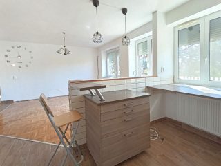 Kiadó 67 m²-esházrész XVII. Kerület (Rákoshegy) , Baross utca közeli utca: 280'000 Ft