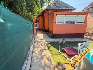 Eladó 84 m²-esikerház XVII. Kerület (Rákoshegy) , Erdőkövesd utca közeli utca: 87'900'000 Ft
