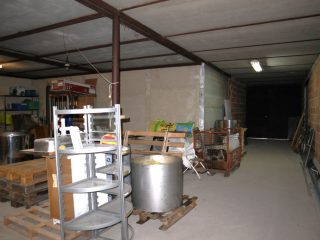 Kiadó 430 m²-esegyéb speciális ipari ingatlan XVII. Kerület (Rákoshegy) , Ferihegyi utat keresztező utca: 600'000 Ft