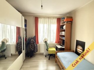 Eladó 76 m²-estársasházi lakás XVII. Kerület (Rákoshegy) , Ilex környékén lévő utca: 89'900'000 Ft