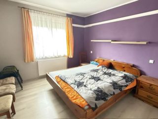 Eladó 76 m²-estársasházi lakás XVII. Kerület (Rákoshegy) , Ilex környékén lévő utca: 91'300'000 Ft