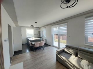 Kiadó 74 m²-estársasházi lakás XVII. Kerület (Rákoshegy) , Kép utca környéke: 450'000 Ft