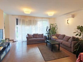 Eladó 124 m²-estársasházi lakás XVII. Kerület (Rákoshegy) , Rákoshegy csendes utca: 159'900'000 Ft