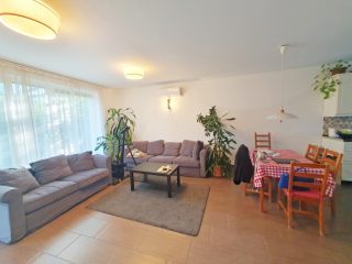 Eladó 124 m²-estársasházi lakás XVII. Kerület (Rákoshegy) , Rákoshegy csendes utca: 159'900'000 Ft