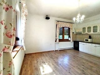 Eladó 106 m²-esikerház XVII. Kerület (Rákoshegy) , Rákoshegy utca: 115'000'000 Ft