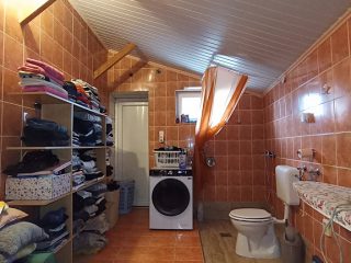 Eladó 120 m²-escsaládi ház XVII. Kerület (Rákoshegy) , Rózsahegy utca: 235'000'000 Ft